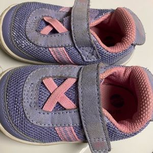 Stride rite shoes size 4 baby